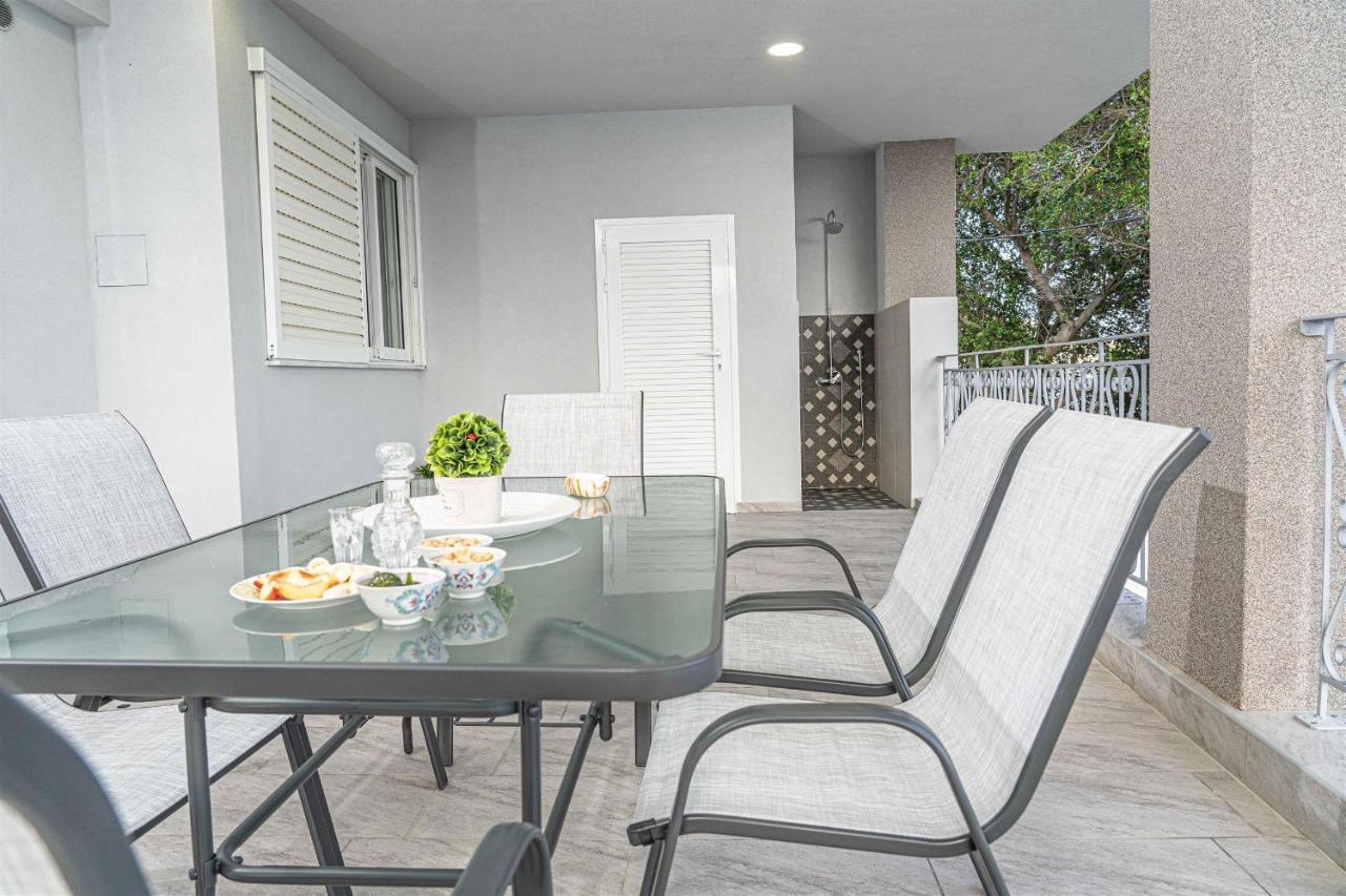 Tzortzi'S Family Apartments كالوي ليمين المظهر الخارجي الصورة